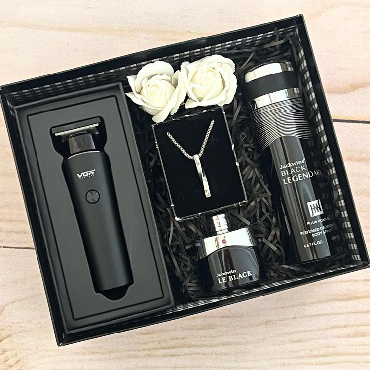 باکس هدیه مردانه آراسته(موزر ریش تراش vgr دارای نمایشگر درصد باتری .گردنبند استیل مکعبی زنجیر ویتالی طول ۶۰ سانتی متر .ادکلن ۲۵ میل .اسپری ۲۰۰ میل .گل تزئینی)