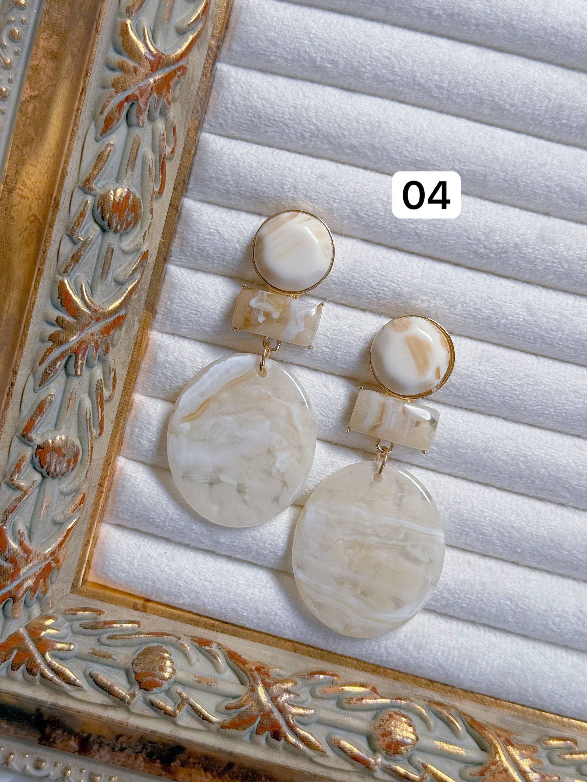 گوشواره سنگی/میخ استیل/ضدحساسیت/وارداتی/کیفیت بالا/كد ۱۵۵۰