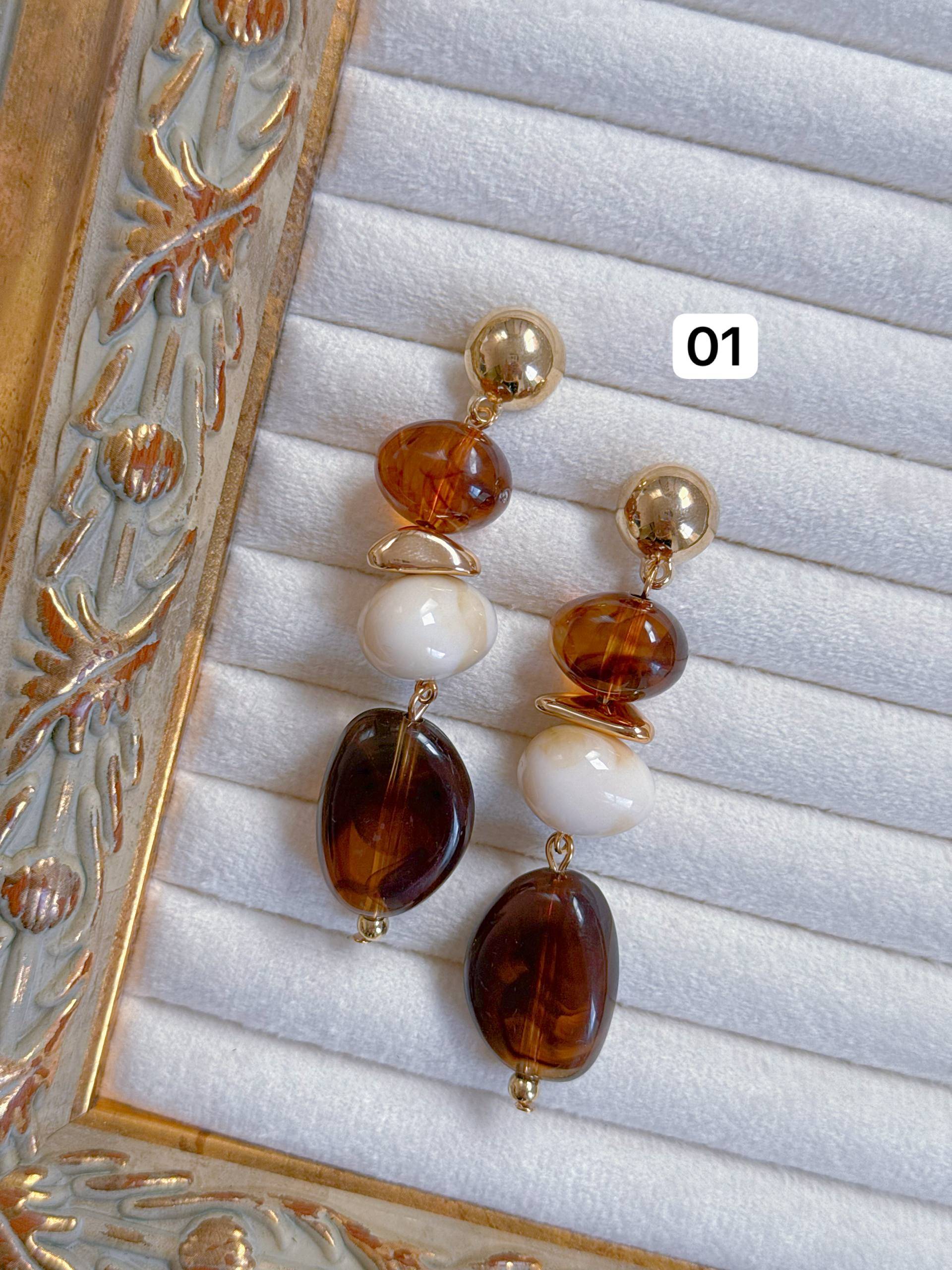 گوشواره سنگی/میخ استیل/وارداتی/کیفیت بالا/ضدحساسیت/كد1552