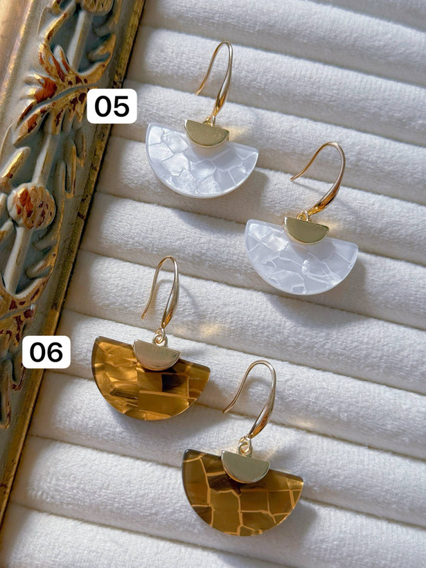 گوشواره سنگی/میخ استیل/وارداتی/کیفیت بالا/ضدحساسیت/كد1556